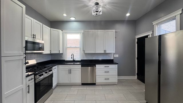 5120 W 25th Place, Cicero, IL 60804