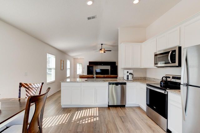 33 PINE CROFT LANE, Palm Coast, FL 32164