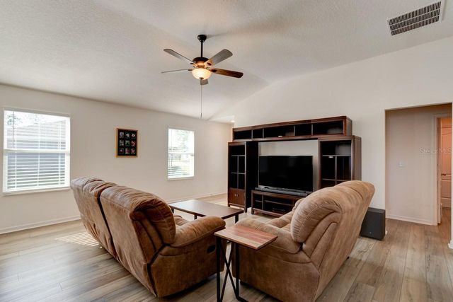 33 PINE CROFT LANE, Palm Coast, FL 32164