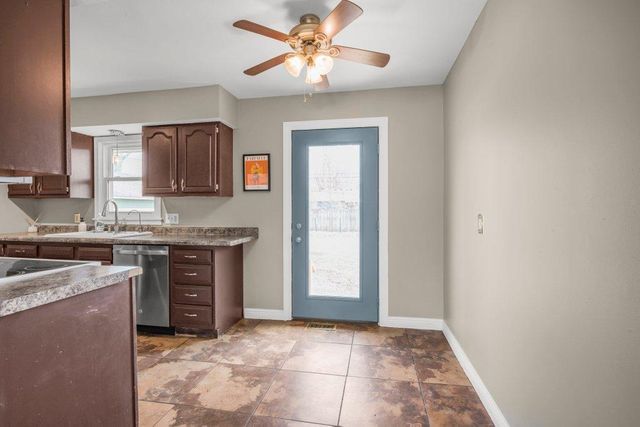 7200 Newton Avenue N, Brooklyn Center, MN 55430