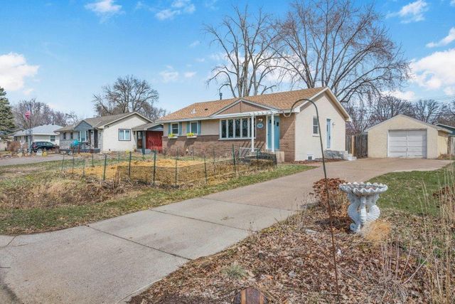 7200 Newton Avenue N, Brooklyn Center, MN 55430