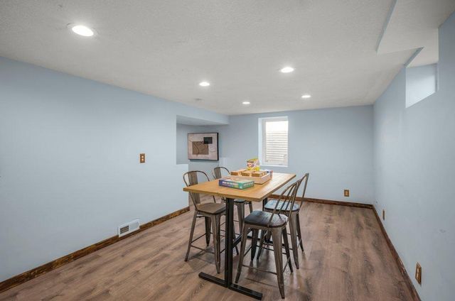 7200 Newton Avenue N, Brooklyn Center, MN 55430