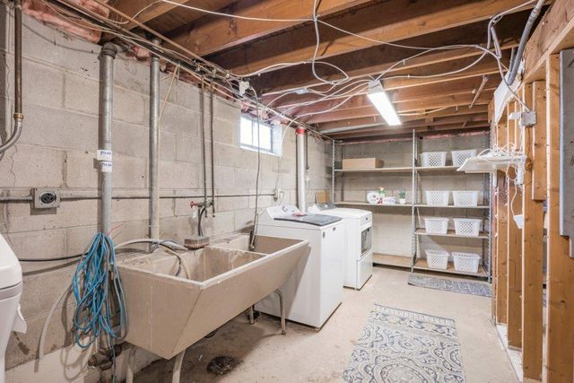 7200 Newton Avenue N, Brooklyn Center, MN 55430