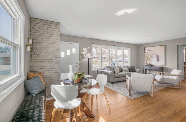 7200 Newton Avenue N, Brooklyn Center, MN 55430