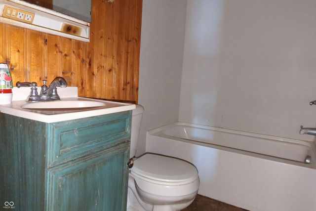 814 N West Street, Alexandria, IN 46001