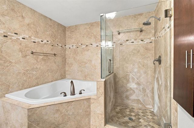345 BAYSHORE BOULEVARD 1702, Tampa, FL 33606
