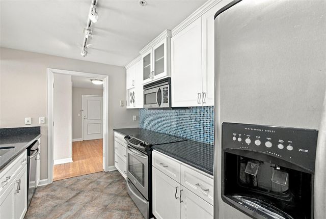 345 BAYSHORE BOULEVARD 1702, Tampa, FL 33606
