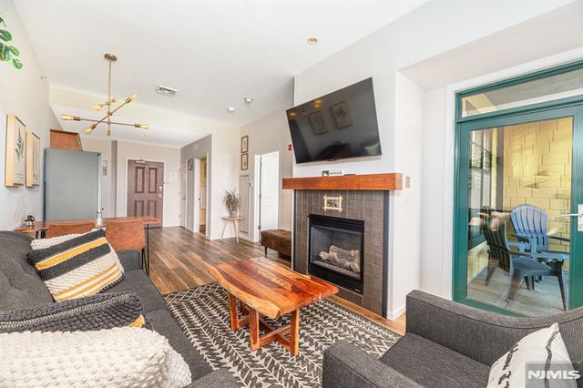 200 State Rt 94 404, Vernon, NJ 07462