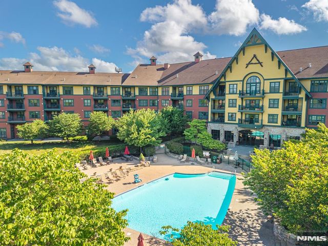 200 State Rt 94 404, Vernon, NJ 07462