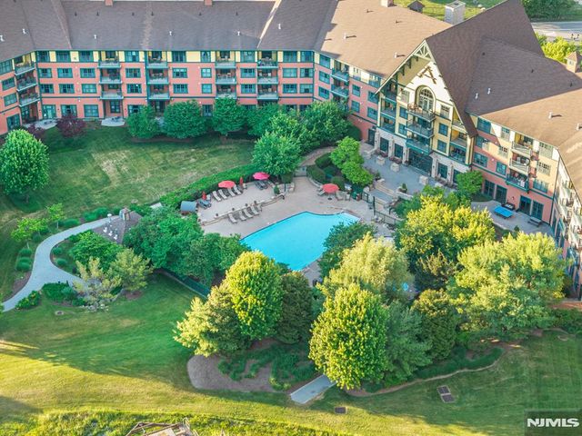 200 State Rt 94 404, Vernon, NJ 07462