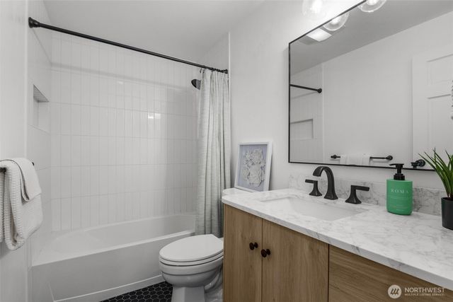 20511 Greening Road, Bothell, WA 98012