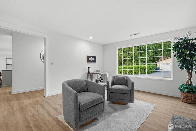 20511 Greening Road, Bothell, WA 98012