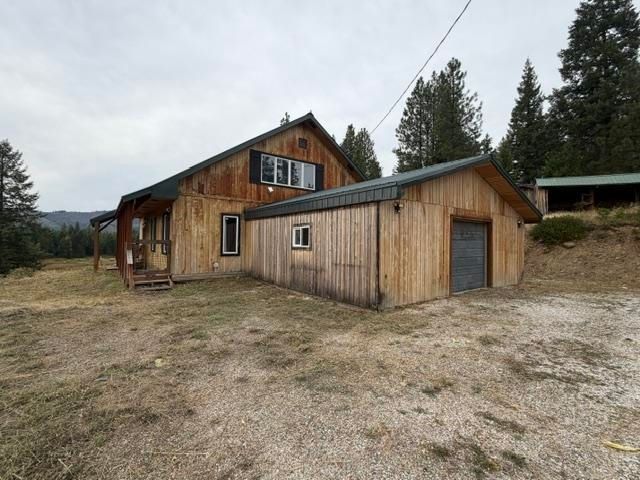 4395 Hesseltine Rd, Valley, WA 99181 property photo