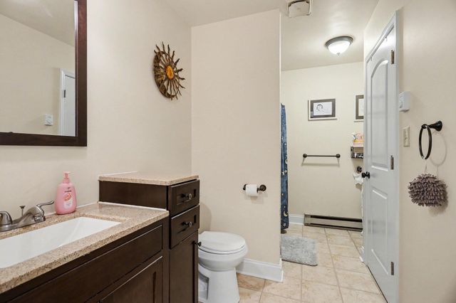 219 MAPLE AVE, Quarryville, PA 17566