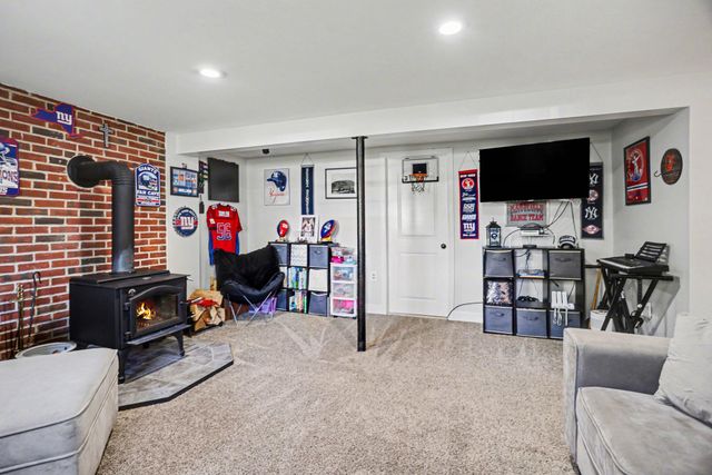 219 MAPLE AVE, Quarryville, PA 17566