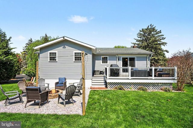 219 MAPLE AVE, Quarryville, PA 17566