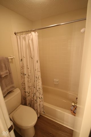 614 Conner Creek Drive, Fishers, IN 46038
