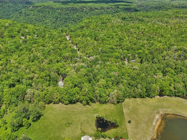 51 Mossy Rock Ln, Monteagle, TN 37356