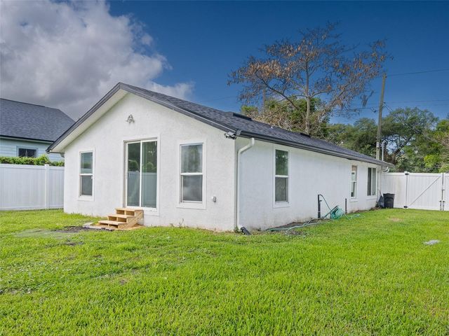 1105 WILLOW AVENUE, Sanford, FL 32771