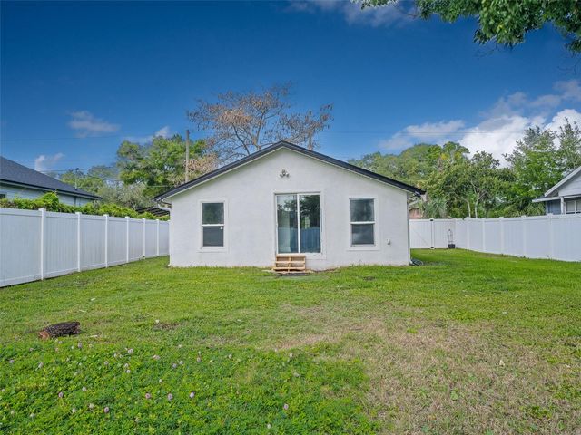 1105 WILLOW AVENUE, Sanford, FL 32771