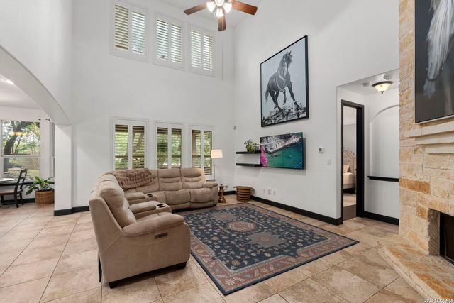 3426 Puesta De Sol, San Antonio, TX 78261