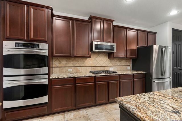 3426 Puesta De Sol, San Antonio, TX 78261