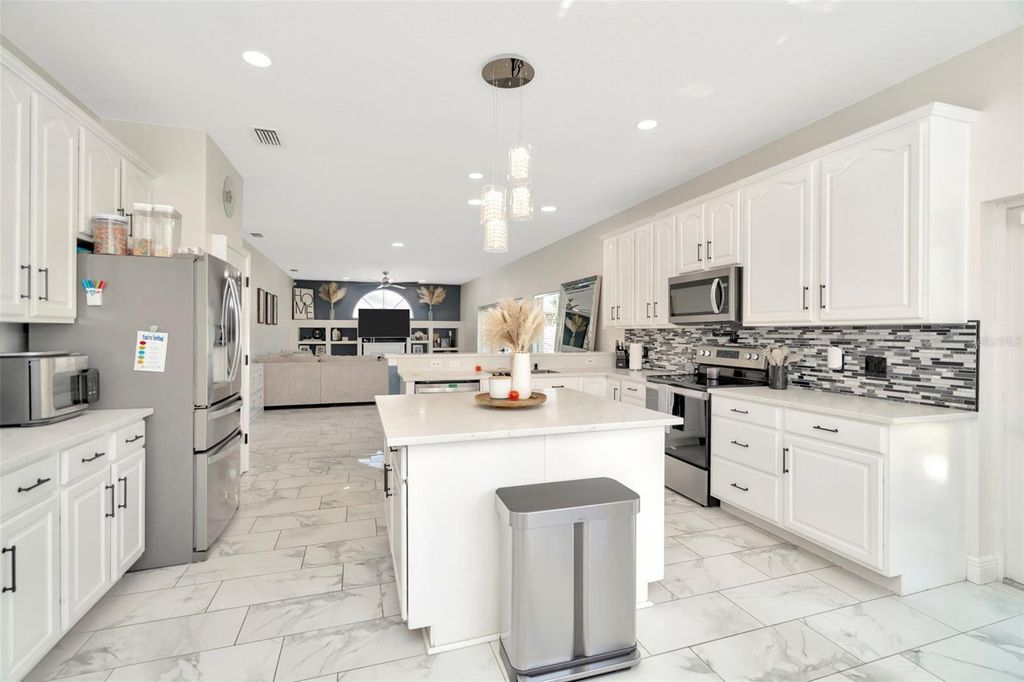Image 15 of property listing at 4612 NETHERWOOD DRIVE, Tampa, FL 33624