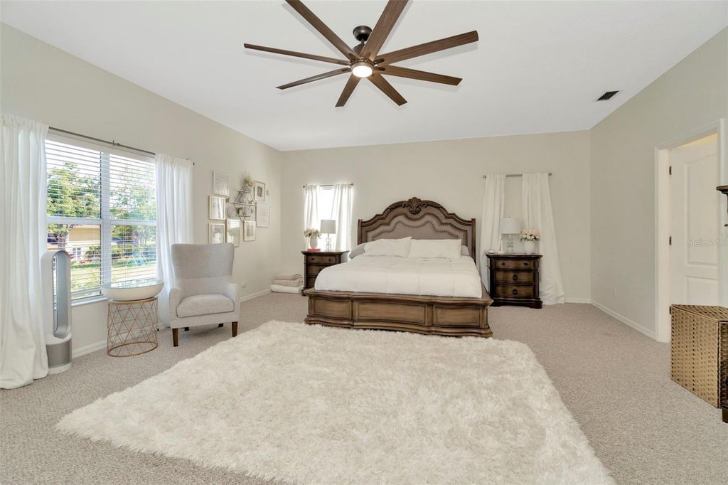 Image 26 of property listing at 4612 NETHERWOOD DRIVE, Tampa, FL 33624
