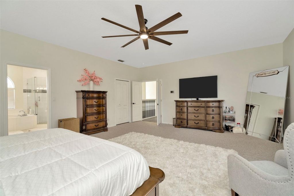 Image 28 of property listing at 4612 NETHERWOOD DRIVE, Tampa, FL 33624