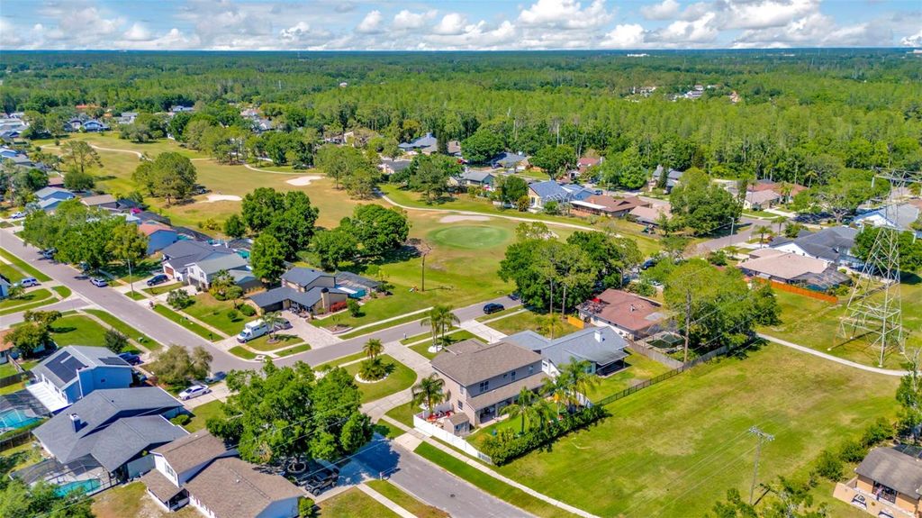 Image 35 of property listing at 4612 NETHERWOOD DRIVE, Tampa, FL 33624