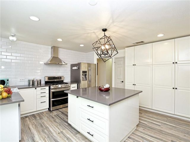 1107 Hatteras DR, Austin, TX 78753