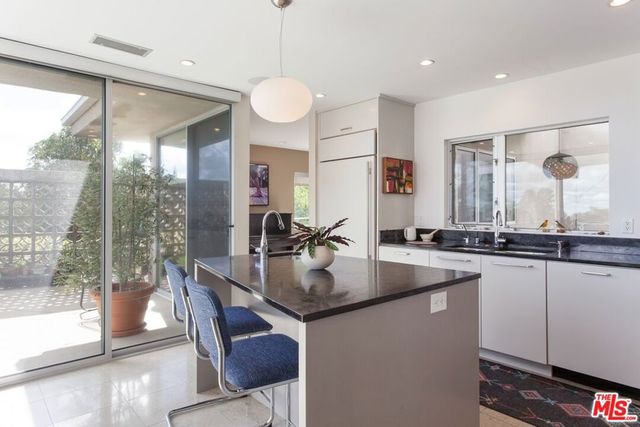 2154 Ridgemont Drive, Los Angeles, CA 90046