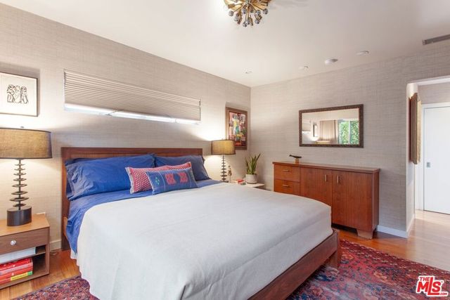 2154 Ridgemont Drive, Los Angeles, CA 90046