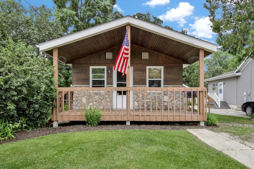 N76W31328 County Road VV, Hartland, WI 53029