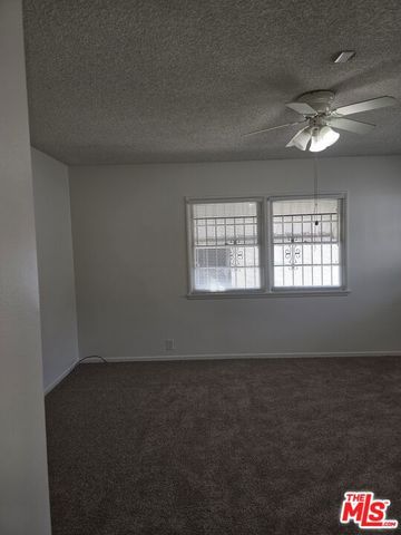 6243 S Fairfax Avenue, Los Angeles, CA 90056