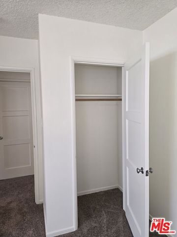 6243 S Fairfax Avenue, Los Angeles, CA 90056