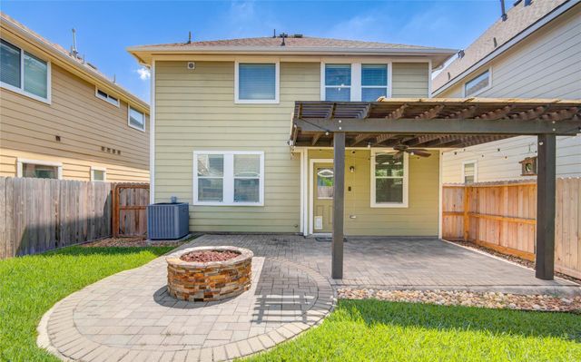 6527 Wilshire Fern, Houston, TX 77040