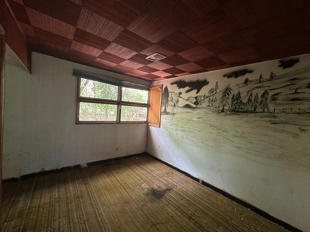 315 Morrison Ave, Perry Twp, PA 16117