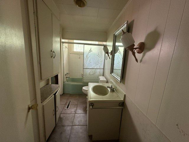 315 Morrison Ave, Perry Twp, PA 16117