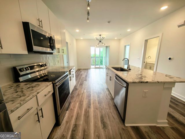 525 Parkway Drive 401, Atlanta, GA 30354