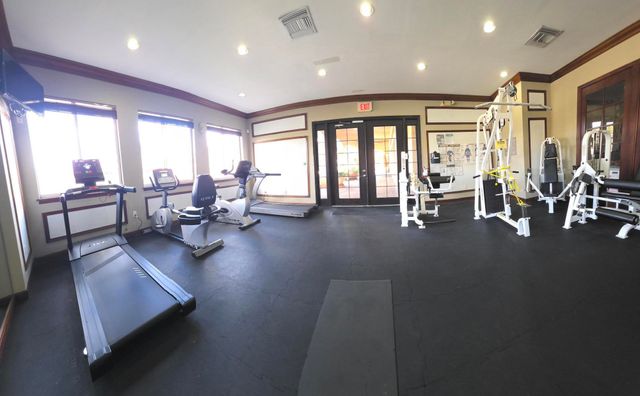 4175 N Haverhill Road 907, West Palm Beach, FL 33417