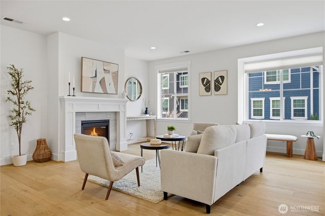 18615 46th Avenue SE, Bothell, WA 98012