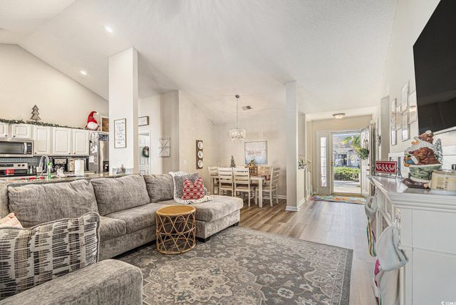 8201 Autumn Pond Ct., Myrtle Beach, SC 29579