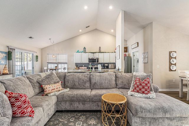 8201 Autumn Pond Ct., Myrtle Beach, SC 29579