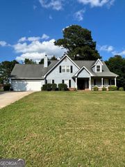 2423 Scarlet Lane SE, Conyers, GA 30013