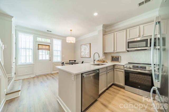 13107 Arbor Day Court, Charlotte, NC 28269