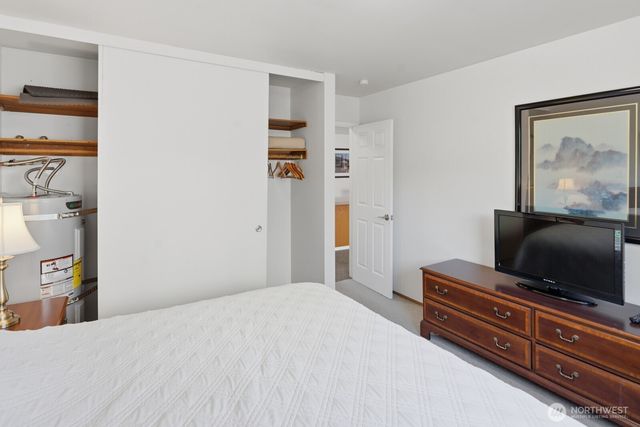 4731 12th Avenue NE, Seattle, WA 98105