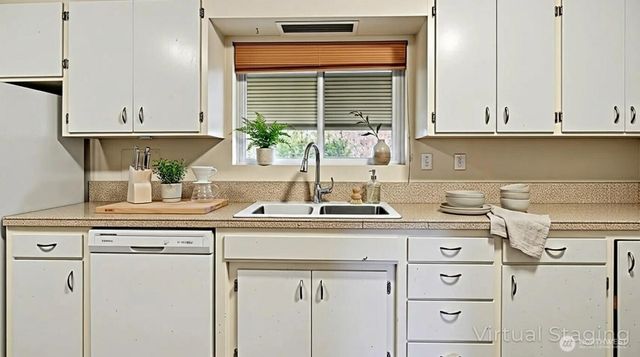 29902 26th Avenue S, Federal Way, WA 98003