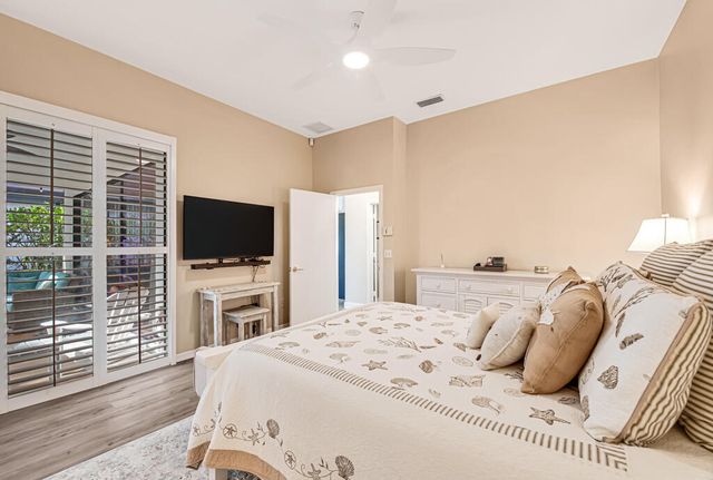 165 SHERWOOD FOREST Drive, Delray Beach, FL 33445