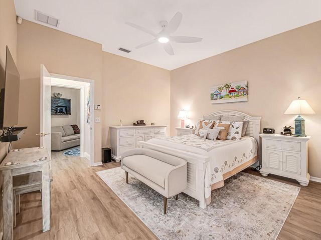 165 SHERWOOD FOREST Drive, Delray Beach, FL 33445